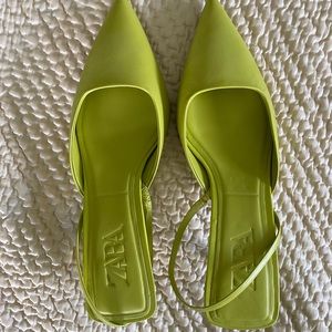 Zara | lime green kitten heels; new, unworn